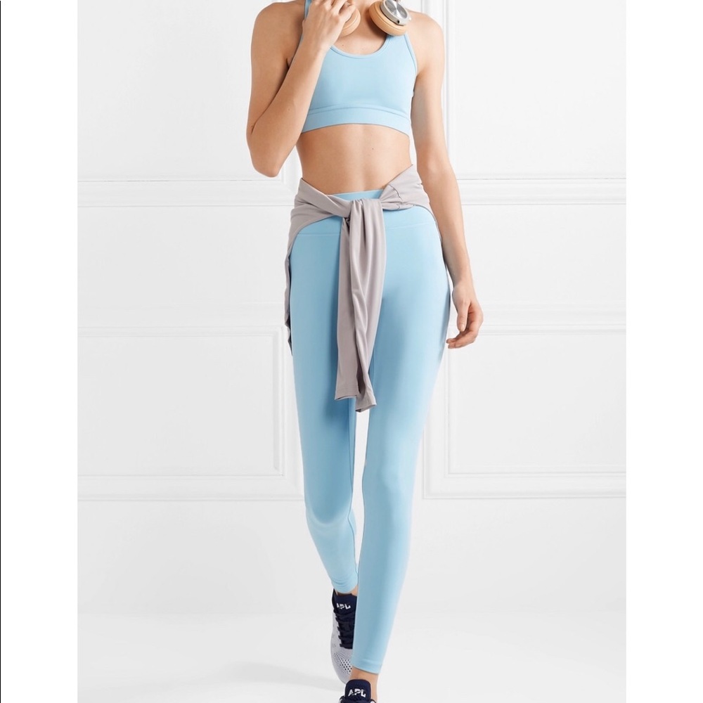 All access center stage leggings. Sky blue. small